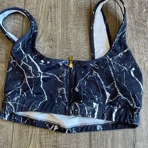 Carley sports bra